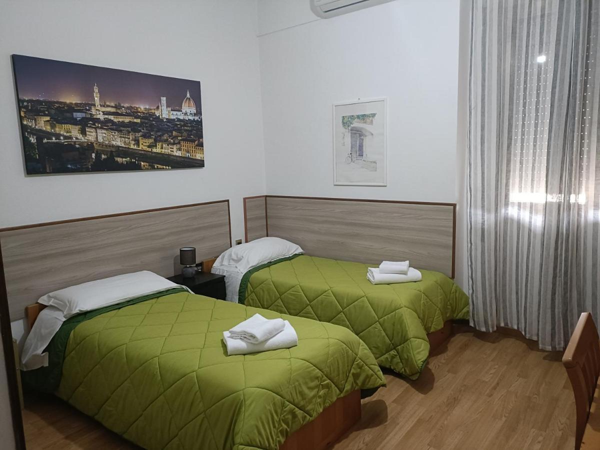 Hotel Alba Serravalle เซอราวาเลพิสโตเยเซ ภายนอก รูปภาพ