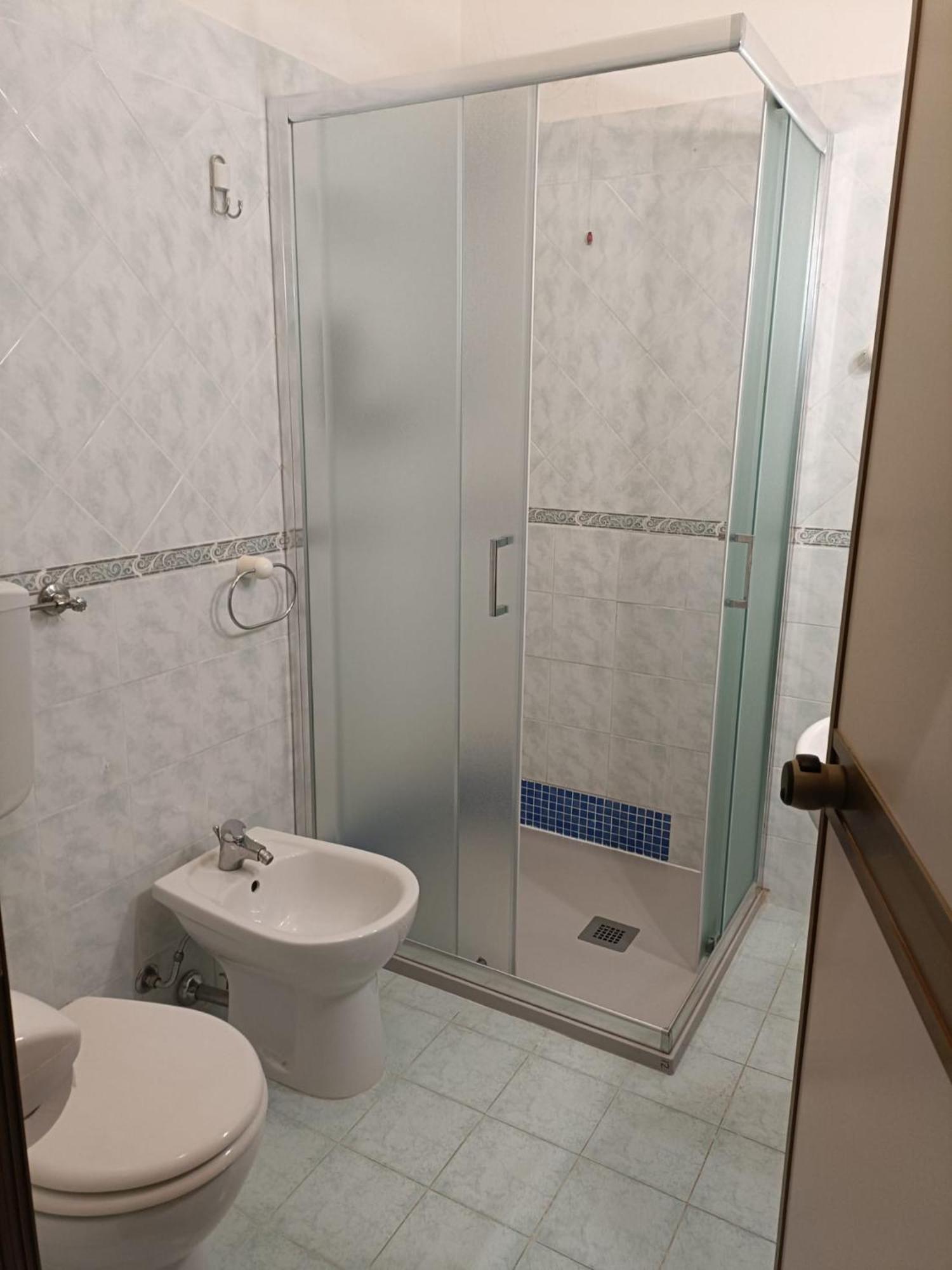 Hotel Alba Serravalle เซอราวาเลพิสโตเยเซ ภายนอก รูปภาพ